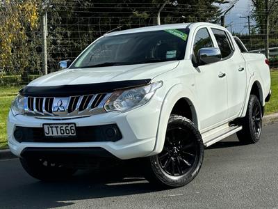 2016 Mitsubishi Triton - Thumbnail