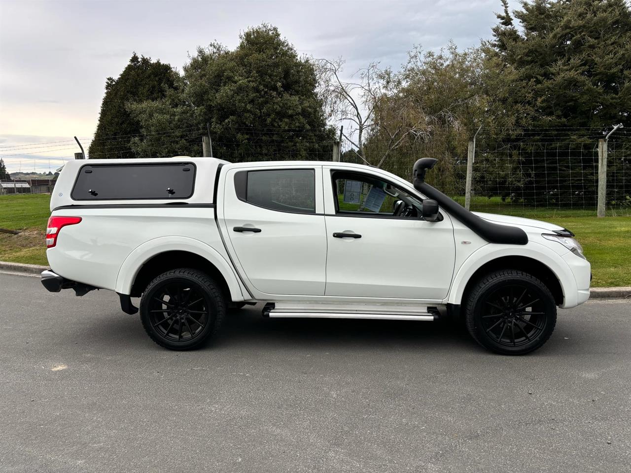 2016 Mitsubishi Triton