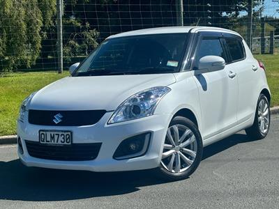 2015 Suzuki Swift - Thumbnail