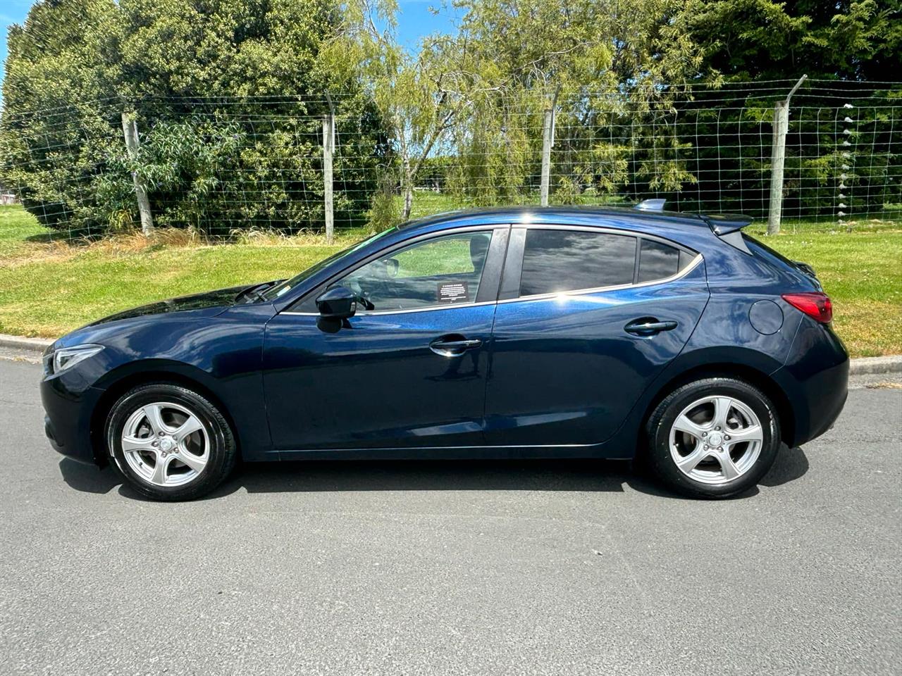 2013 Mazda Axela