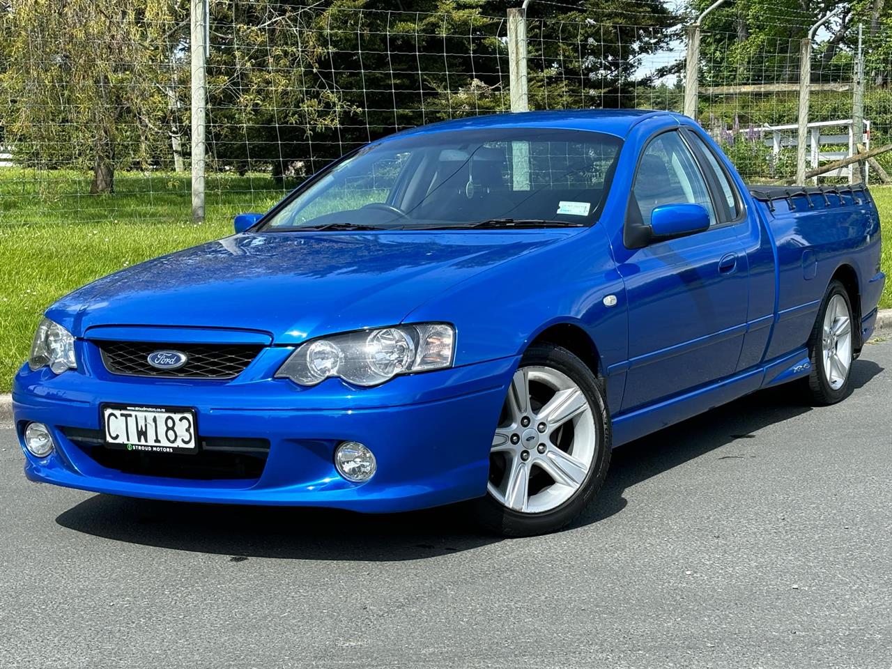 2005 Ford Falcon